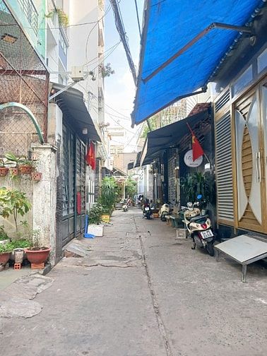 Hẻm 4m dt84m2 đúc thật 2 lầu sân thượng 5pn đường Gò Dầu, Q. Tân Phú