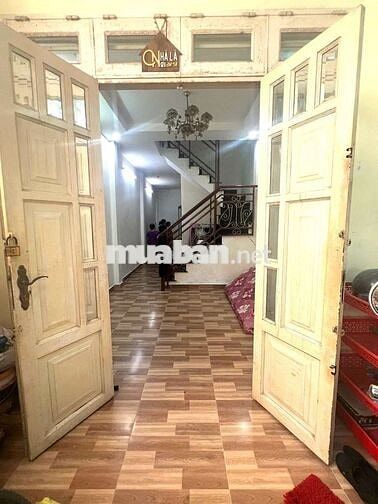 Nhà 2 tầng đường Trương Thị Hoa- q12-45m2- hẻm ô tô-3,2 tỷ
