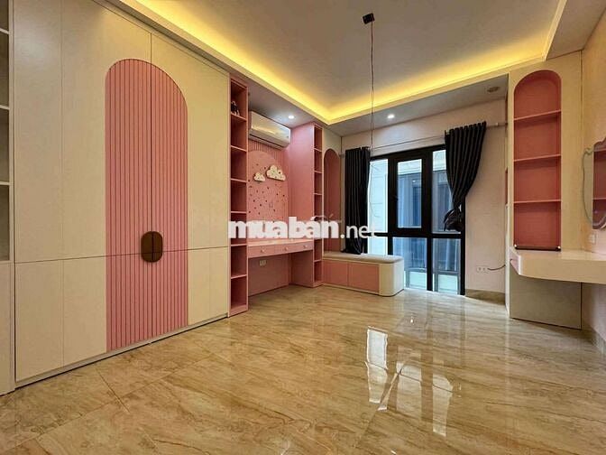 🏡 CHO THUÊ NHÀ NGUYÊN CĂN NGUYỄN VĂN CỪ – 5 TẦNG – GIÁ 17 TRIỆU/TH