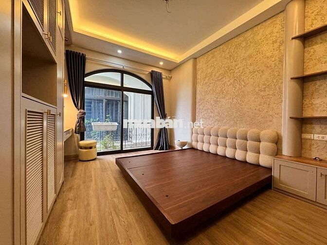 🏡 CHO THUÊ NHÀ NGUYÊN CĂN NGUYỄN VĂN CỪ – 5 TẦNG – GIÁ 17 TRIỆU/TH