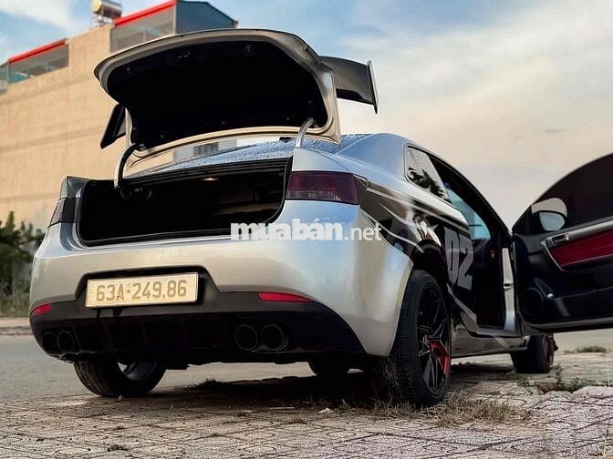 Kia Forte màu Bạc