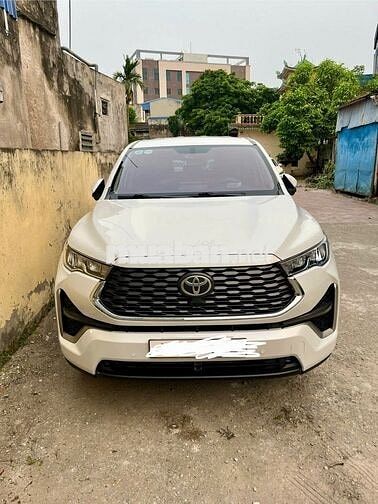 Toyota Innova Cross 2024 V 26.000 km