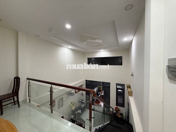 BÁN NHÀ TRƯỜNG THỌ 100M² – KẾT CẤU 2 TẦNG – ĐÓN SÓNG VÀNH ĐAI 2 KHỦNG