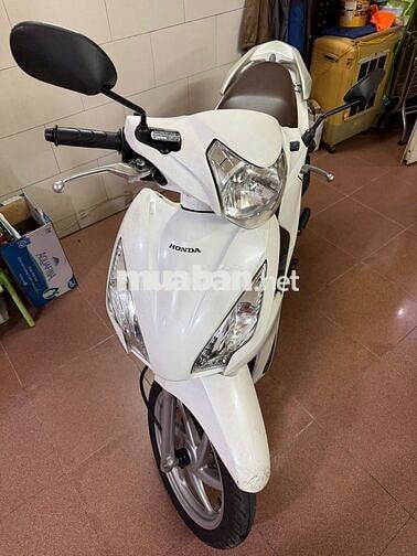 Honda Vision 2016 màu Trắng