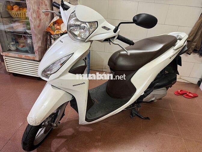 Honda Vision 2016 màu Trắng