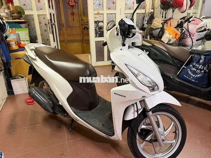 Honda Vision 2016 màu Trắng