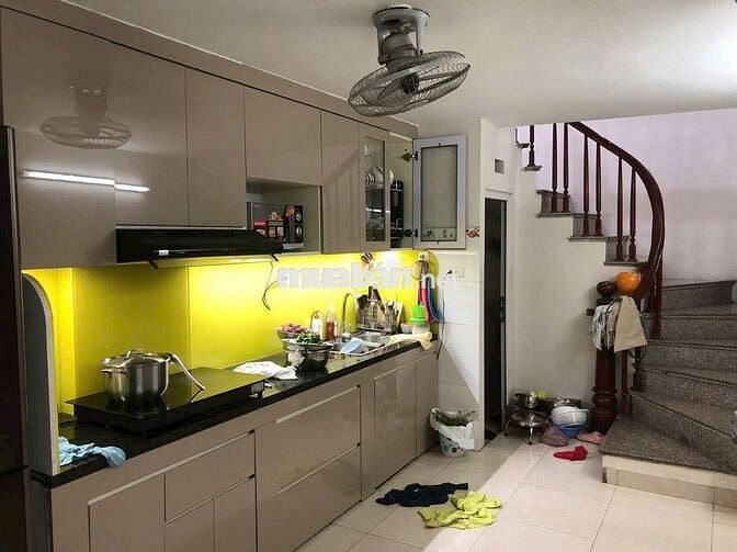 Chính chủ cho thuê nhà ngõ 2 Cầu Bươu. 35m2 x 4,5 tầng. Giá 9tr/tháng