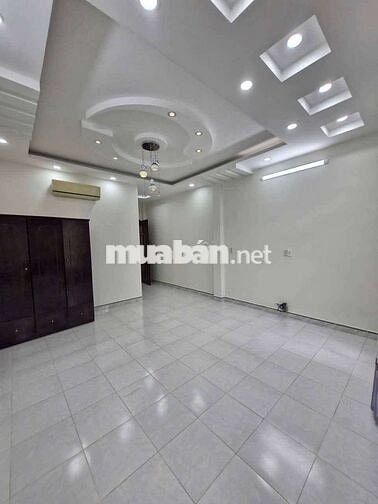 NHÀ CHO THUÊ MTKD BỜ BAO TÂN THẮNG  DT4. 5*25M 4L+ ST 6PN6WC