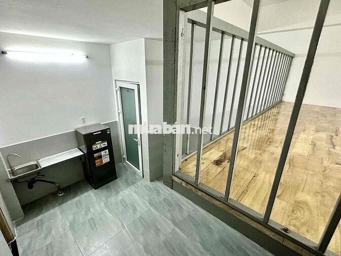 DUPLEX FULL NỘI THẤT GIÁ SINH VIÊN - Thang Máy