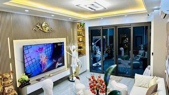 Bán Nhà Gần Phố, Tương Mai, Hoàng Mai 45m, 7 tầng, mt 4.2m, 15.9 tỷ