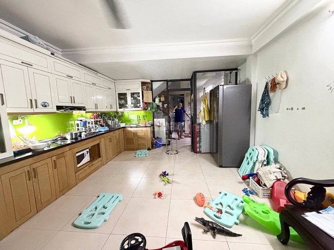 Bán Nhà riêng tại Minh Khai, 11,2 tỷ, 100m2, 9PN, 10WC, sổ đỏ giá hời