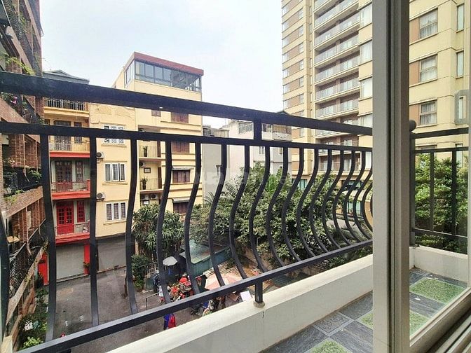 Cho thuê căn hộ Ngoc Linh Apartment - Đặng Thai Mai, Tây Hồ, 40m2, 8tr