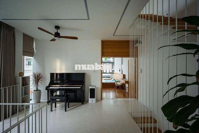 SIÊU PHẨM - 56A Lê Văn Sỹ, Quận 3. Ngang 5,5 có thang máy. Gía chỉ 3x