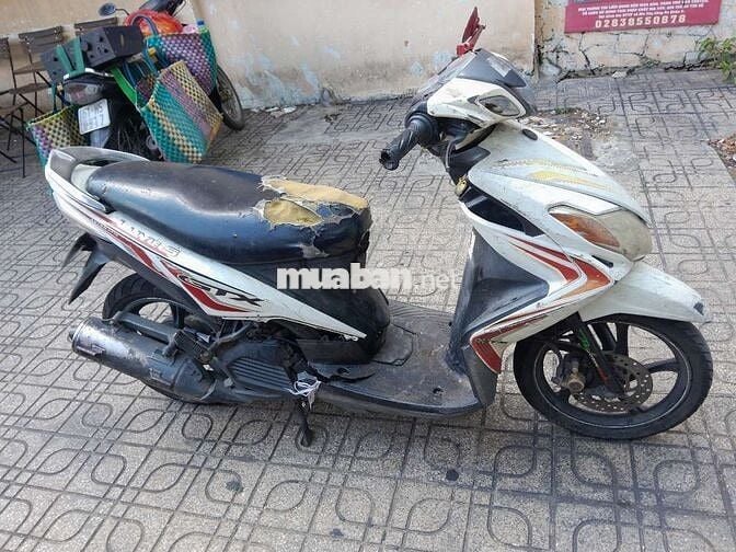 Yamaha Luvias GTX Trắng