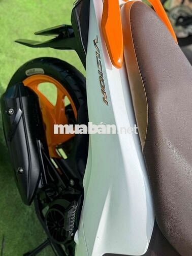 Honda Vision 2018 màu Trắng Khoá SMK