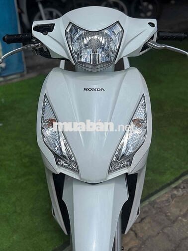 Honda Vision 2018 màu Trắng Khoá SMK