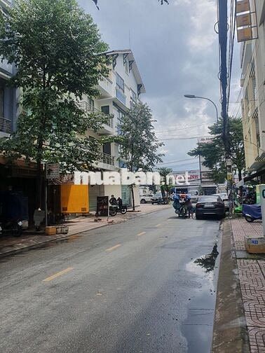 Nhà Mặt Tiền ĐS 5 Sát Phạm Hùng Khu Vực Kinh Doanh Đối Diện Ngân Hàng