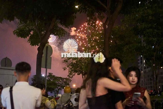 Quán Nhà tuyển đồng đội