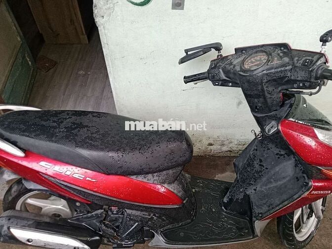 Honda Click màu Đỏ