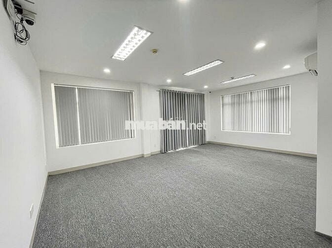 NHÀ ĐẸP ỐP KÍNH - 413F Lê Văn Sỹ,Q3 - Dt 5x21, 3 lầu, trống suốt