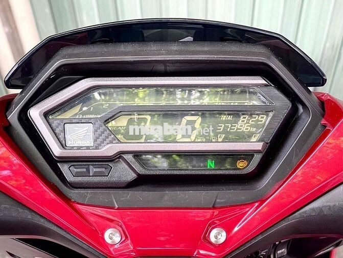 Honda Winner X ABS 2020 bao kí giấy