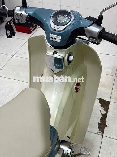 Honda Super Cub C125 2022 1000 km Xanh
