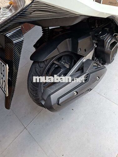 Honda Click Trắng nâu