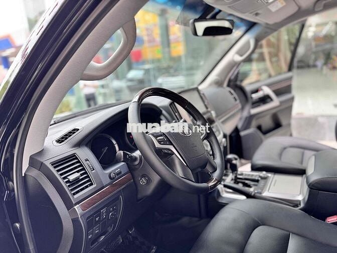 Toyota Land Cruiser 2019 4.6 V8 - Full Lịch Sử