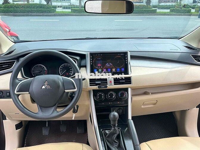 Mitsubishi Xpander 2019 Số sàn Nâu bao zin chếch