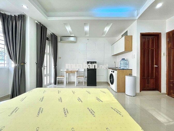 Căn Hộ Ban Công 40m2 Bình Thạnh gần Quận 1 chợ Bà Chiểu Full nội thất