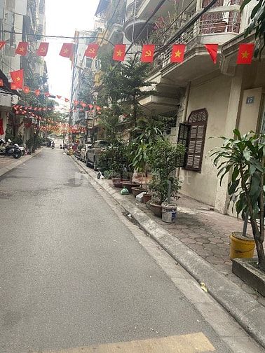 Chính chủ cho thuê nhà phố Kim Đồng, Hoàng Mai. Ngõ ô tô tránh nhau