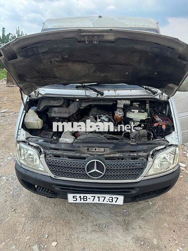 Mercedes-Benz Sprinter Van 940kg