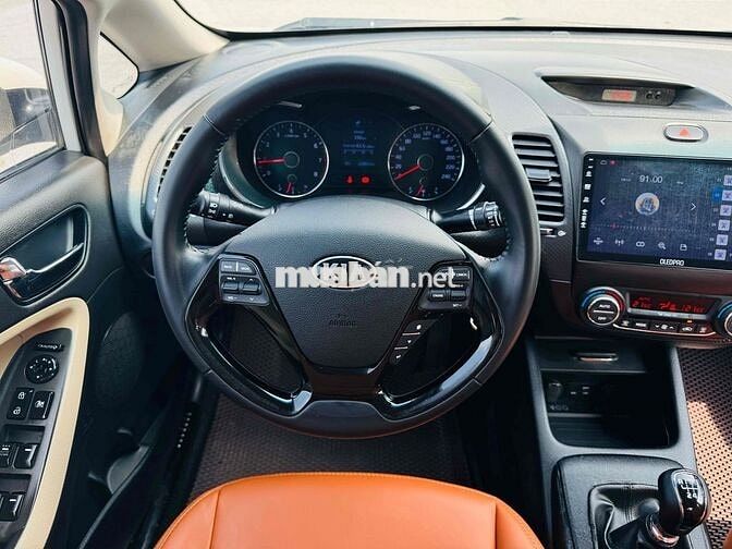 Kia Cerato 2018 1.6G MT Trắng