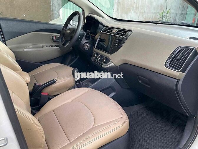 Kia Rio 2016 1.4 MT Sedan - 115000 km xe gia đình
