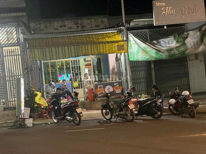 Bán nhà riêng 81,6m2 đường Ngô Quyền ngay chợ và bệnh viện Bình Long