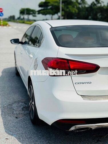 Kia Cerato 2018 1.6G MT Trắng
