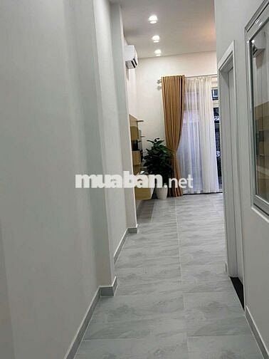 NHÀ CẤP 4 MỚI HOÀN THIỆN_FULL NỘI THẤT_HẼM XE HƠI_LÊ VĂN LƯƠNG_NHƠNĐỨC