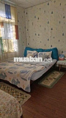 NHÀ TRUNG TÂM ĐANG KINH DOANH HOMESTAY