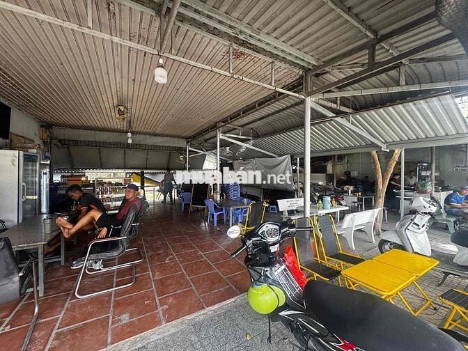 Sang quán Cơm, cafe Ga Sóng Thần