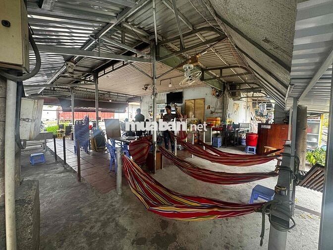 Sang quán Cơm, cafe Ga Sóng Thần