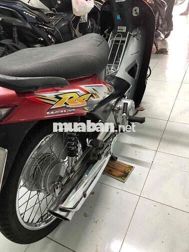 Honda Wave RS Đỏ biển thành phố