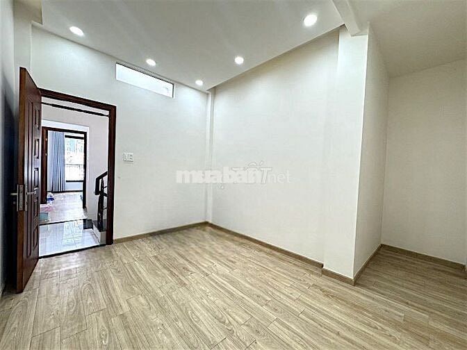 BẠCH ĐẰNG–ĐIỆN BIÊN PHỦ GIÁP QUẬN1–40M2–3TẦNG MỚI–GẦN 5 ĐH LỚN–CHỈ 5T5