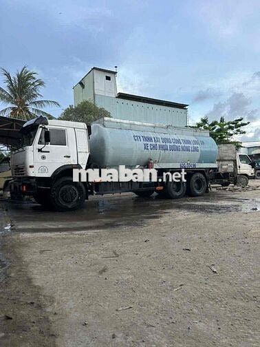 Cần tuyển tài xế dấu C chạy xe ben rải đá