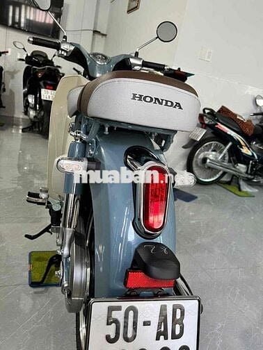 Honda Super Cub C125 2025 500 km Xanh kem