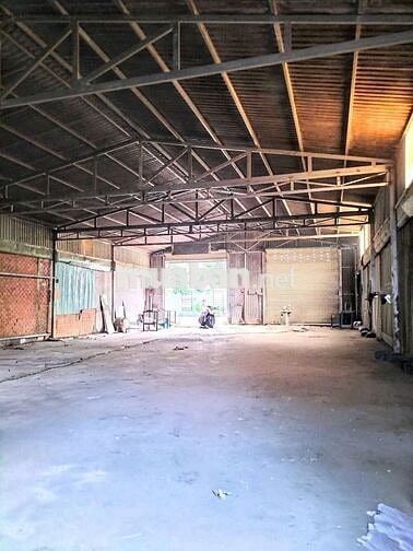 XƯỞNG 350m2 - Gần KCN VĨNH LỘC 