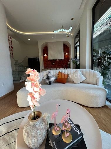 BÁN SIÊU PHẨM NHÀ 2 TẦNG SÁT BIỂN , HÀ KHÊ THANH KHÊ ĐÀ NẴNG .