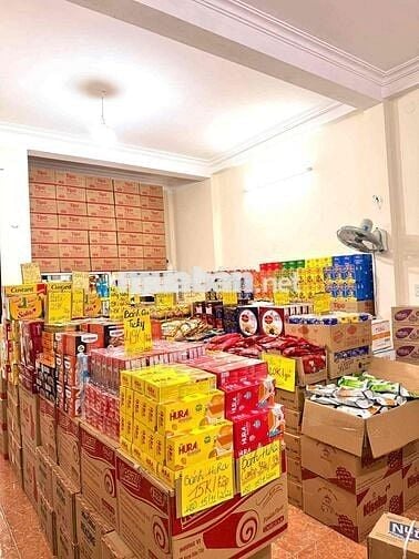 Tuyển Nhân Viên Bán Hàng và Làm Kho