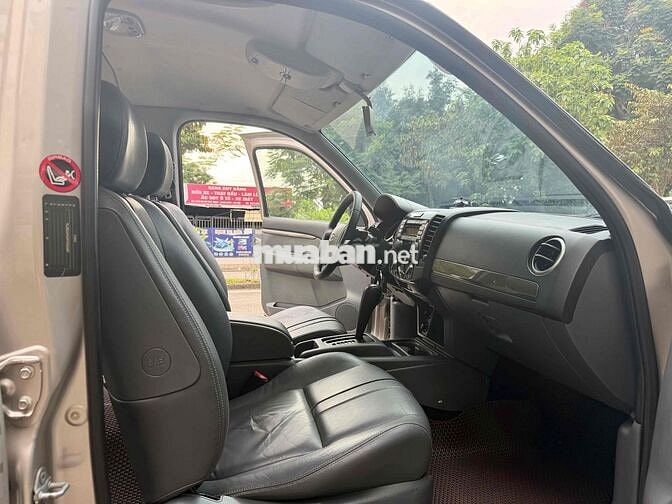 Ford Everest 2015 Limited 4x2 - 128000 km