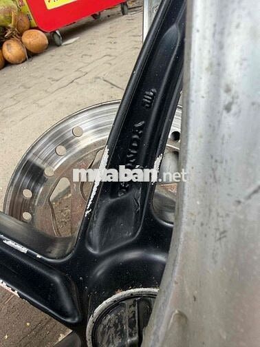 Wave s100 biển sài gòn ko chính chủ ( có mâm zin )