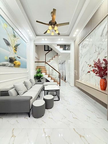 Bán nhà Ngõ 4m phố Hoàng Quý về ở ngay